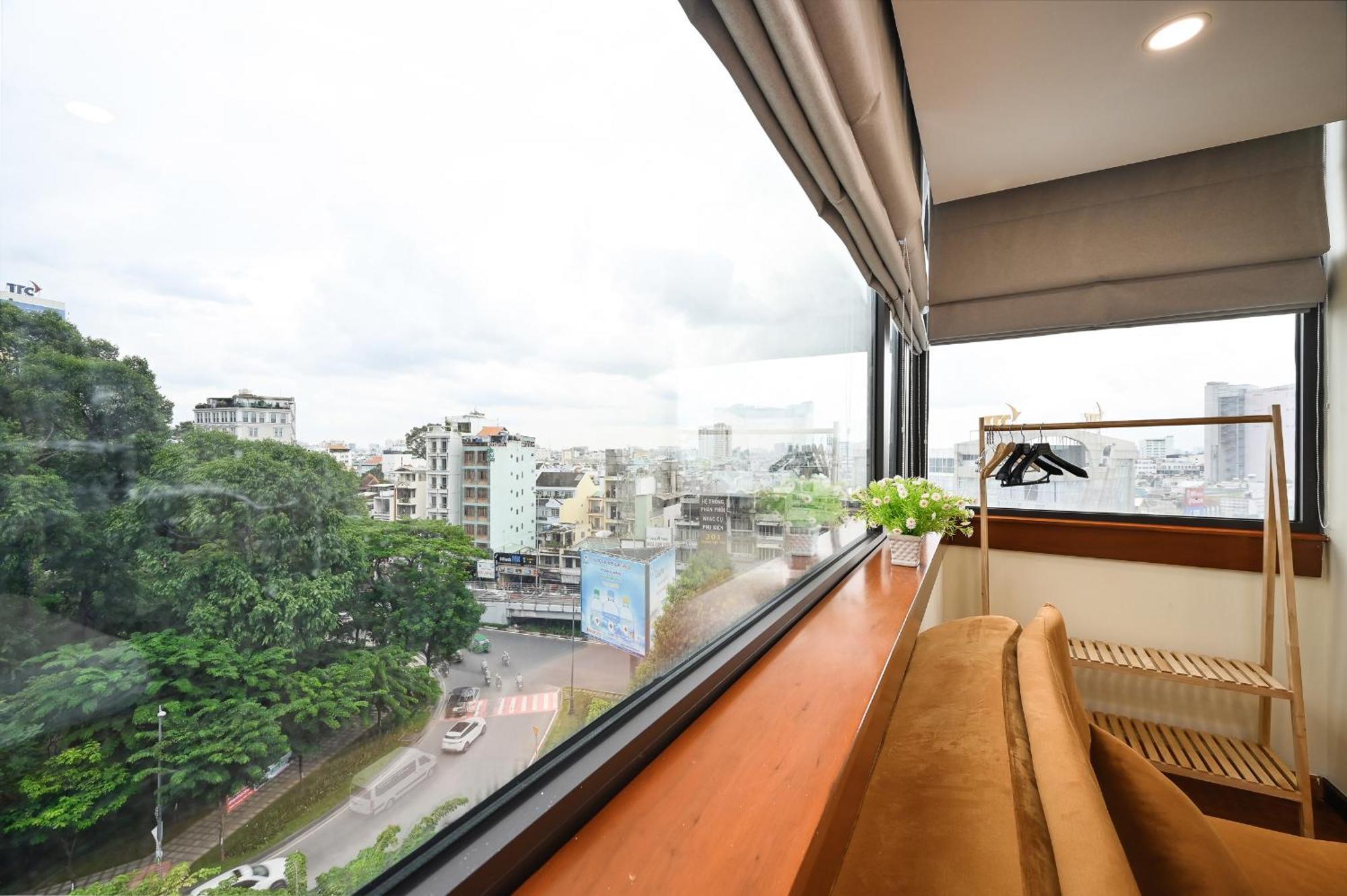 Red Sun Airport Saigon Hotel Thành Pho Ho Chí Minh Esterno foto